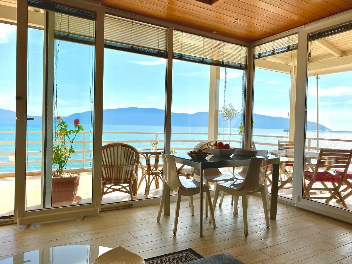 Eka Luxury Seaview Apartments Vlorë Albania