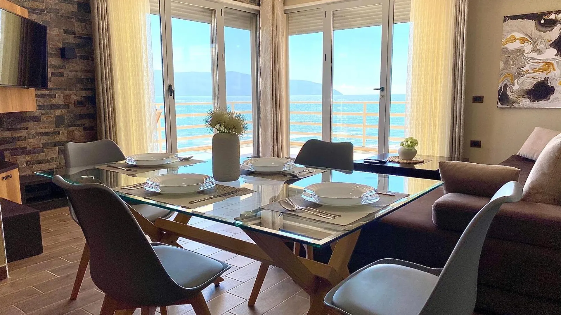 Eka Luxury Seaview Apartments Vlorë 0*,