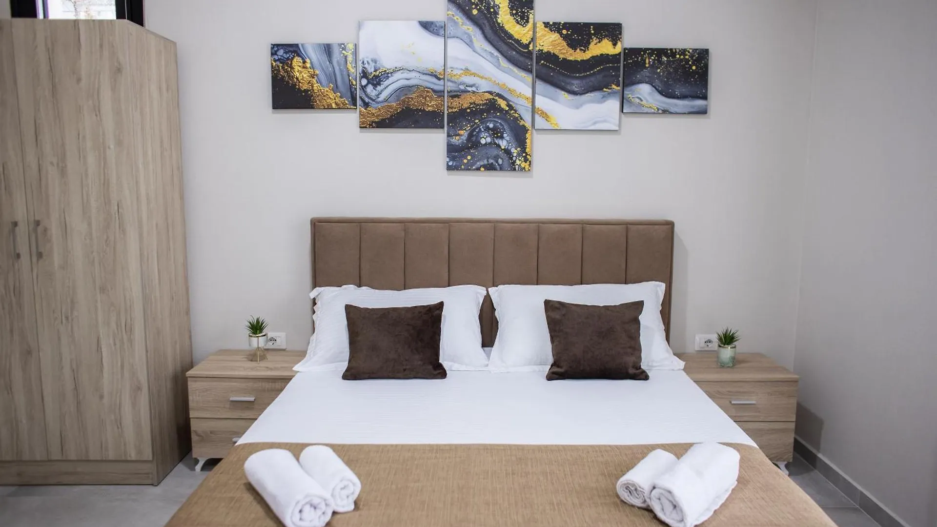 Eka Luxury Seaview Apartments Vlorë